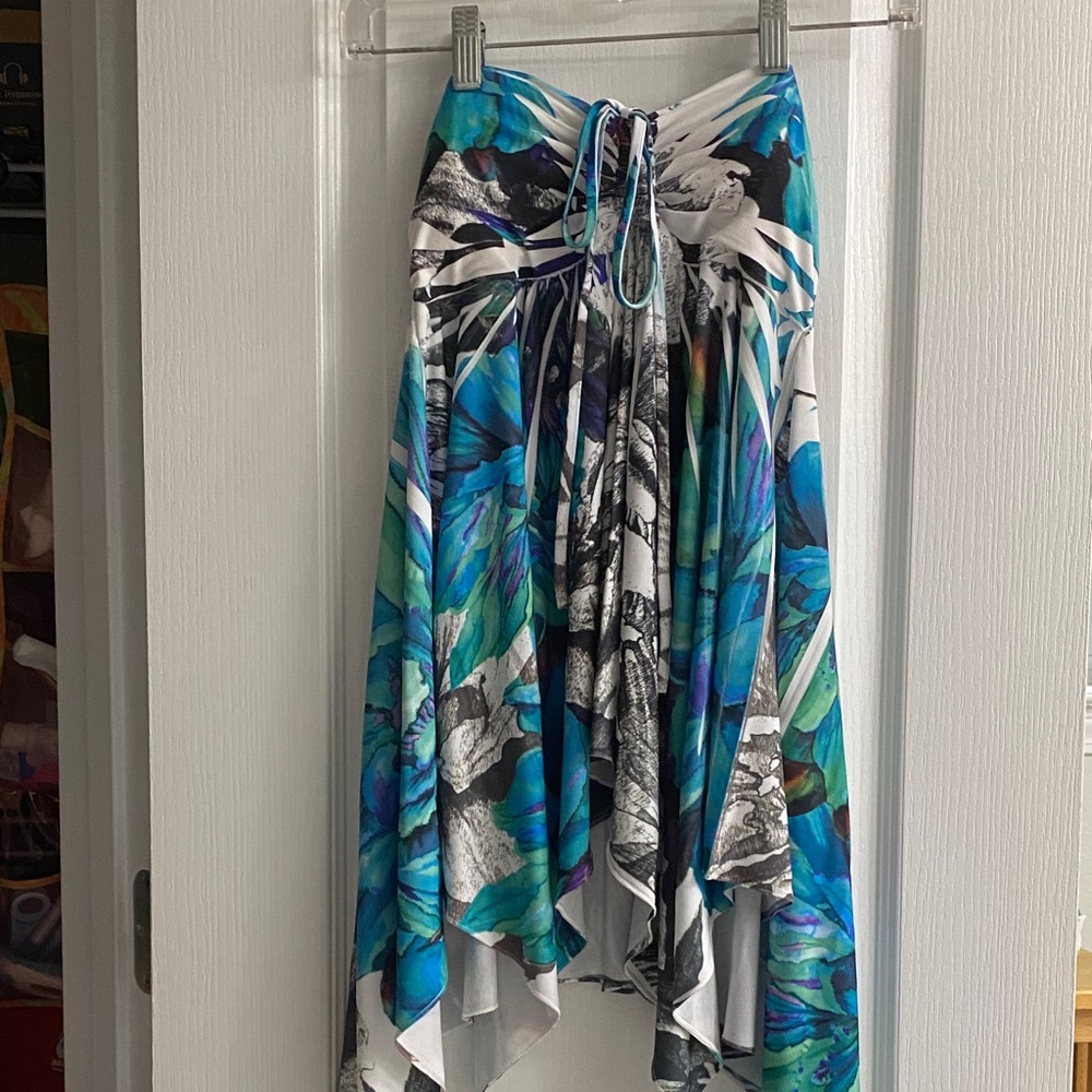 O’ la la Elegant Blue and Black Women's Top